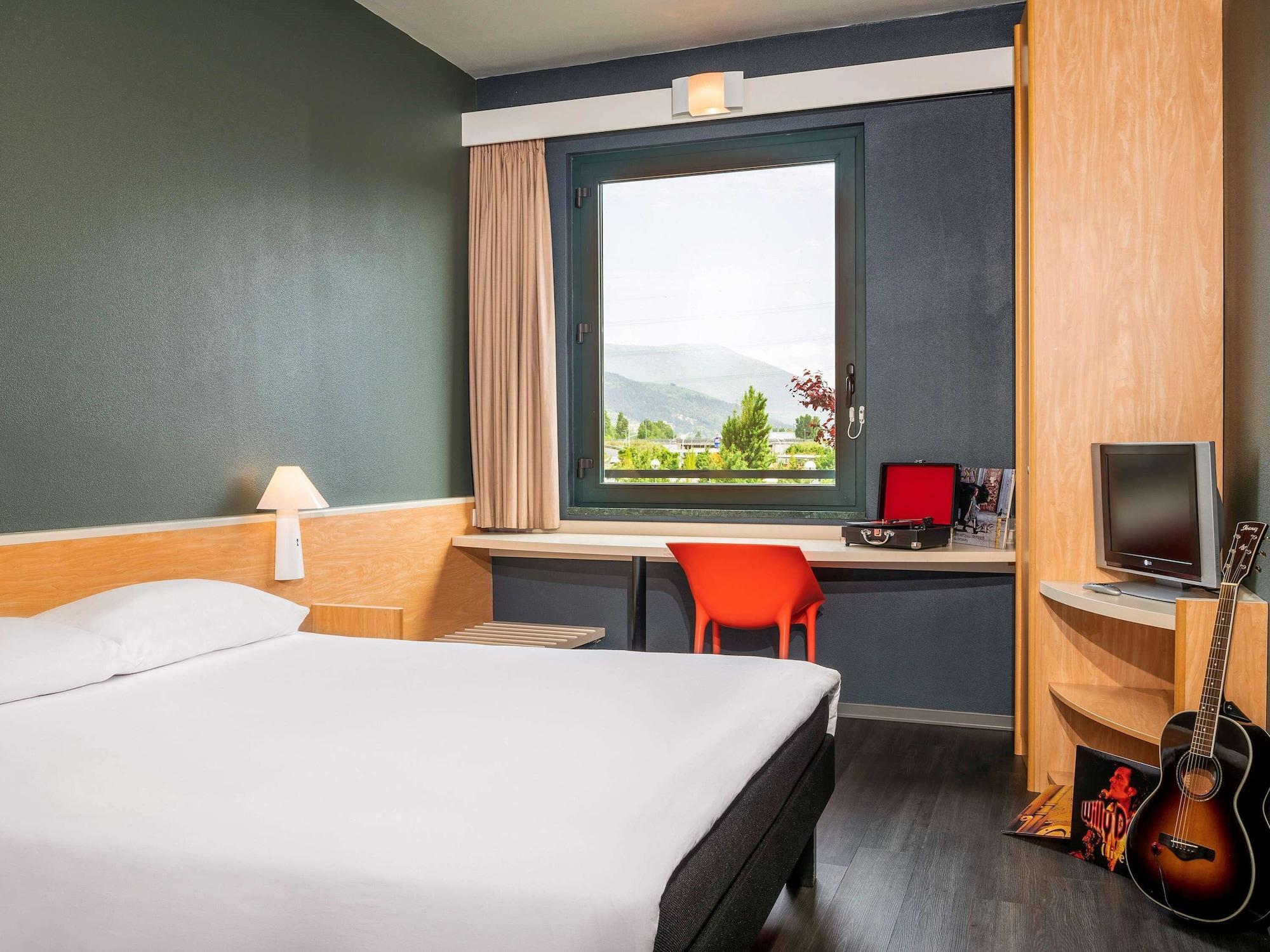 Hotel Ibis Firenze Prato Est Campi Bisenzio Exteriör bild
