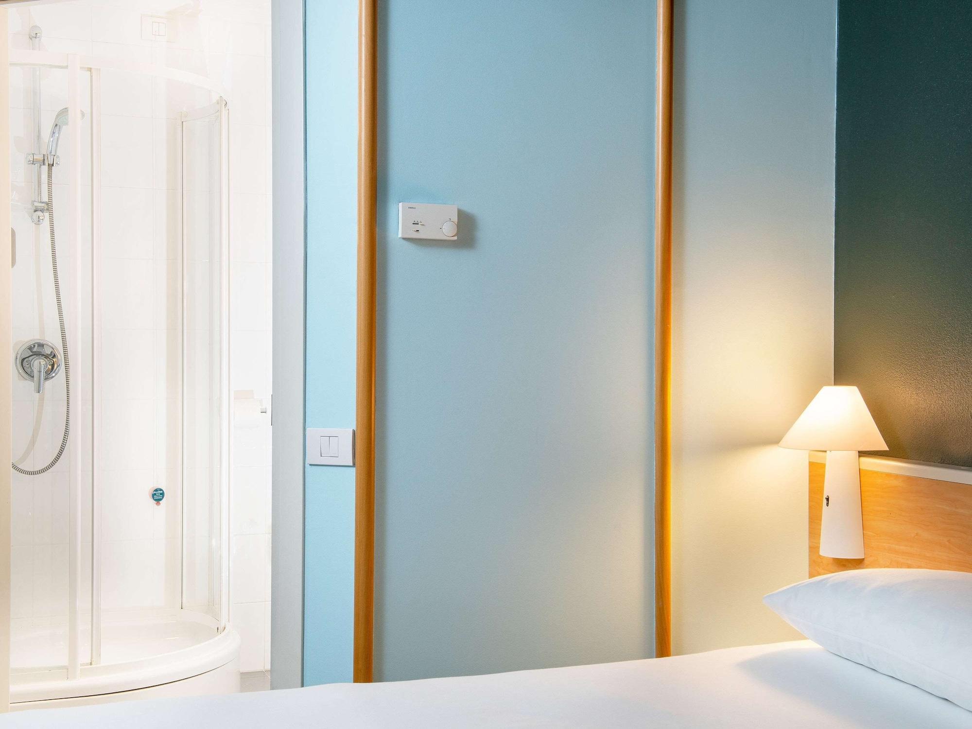 Hotel Ibis Firenze Prato Est Campi Bisenzio Exteriör bild