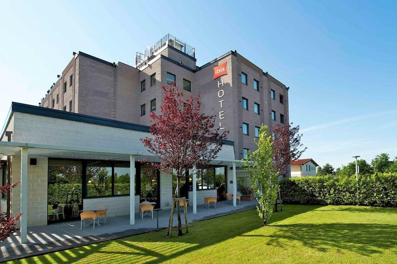 Hotel Ibis Firenze Prato Est Campi Bisenzio Exteriör bild